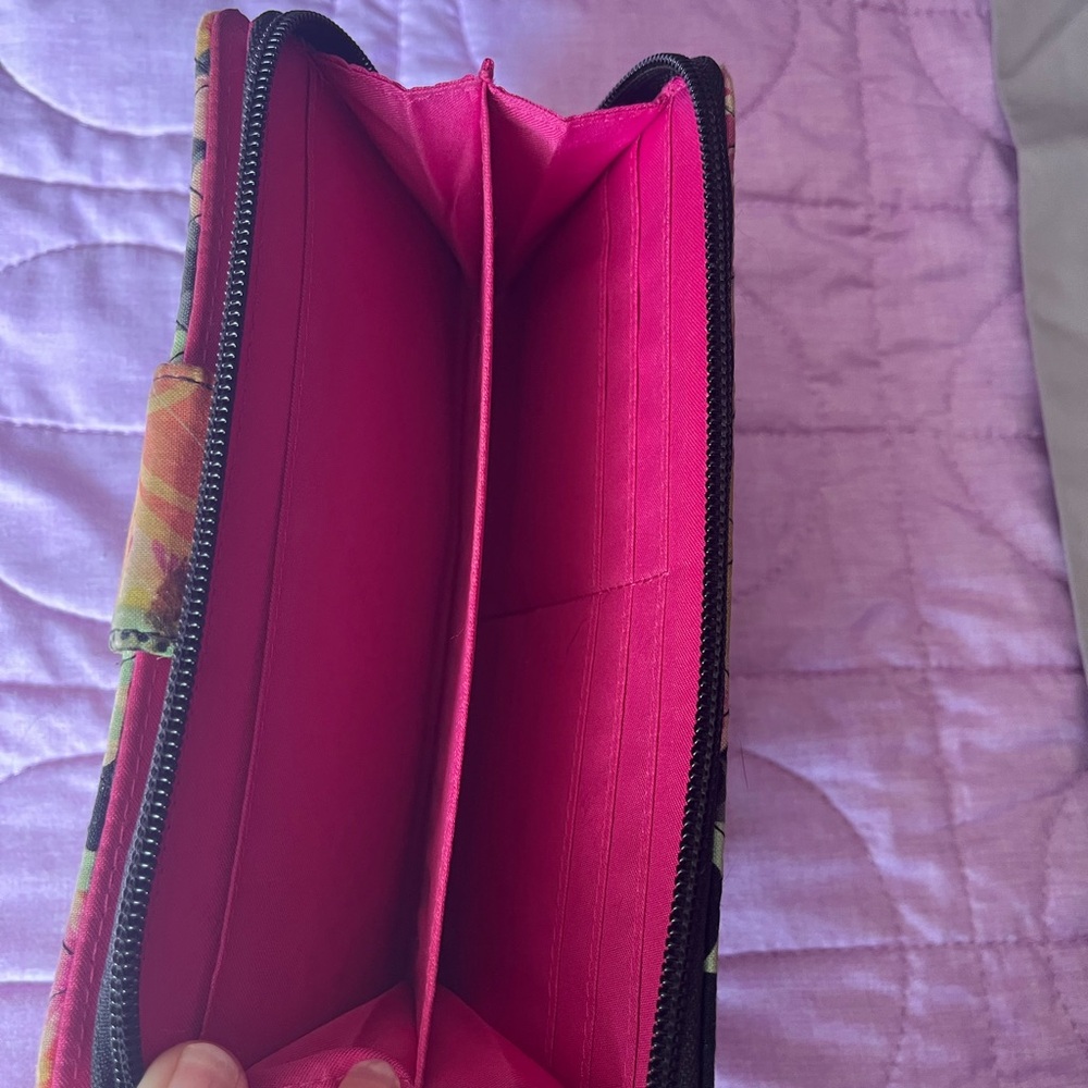 Vera Bradley Multicolor Floral Wallet - Picture 4 of 4